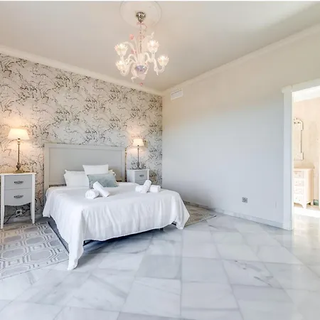 Spacious 6 Bdrm - Golf Lover's Paradise Apartman Marbella