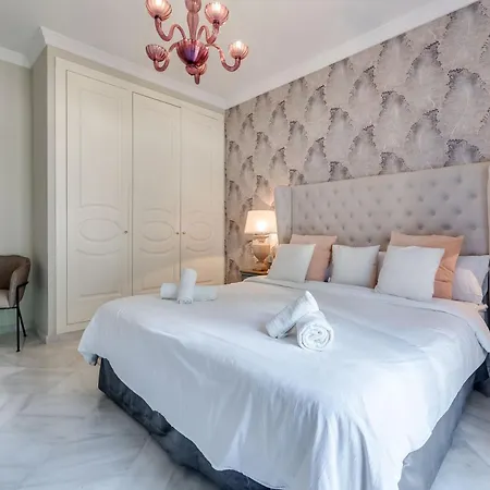 Spacious 6 Bdrm - Golf Lover's Paradise Apartman Marbella