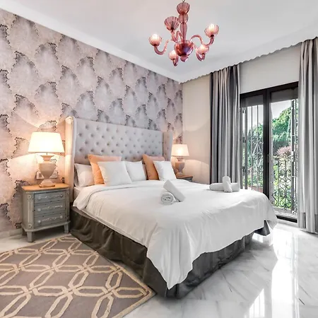 Spacious 6 Bdrm - Golf Lover's Paradise * Marbella